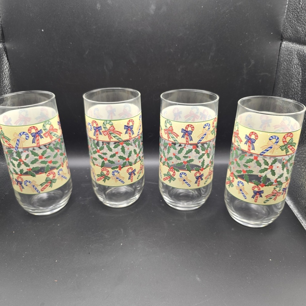 Set Of 4‎ Vintage Christmas Themed Glass Tumblers W/ Holly & Candy Canes